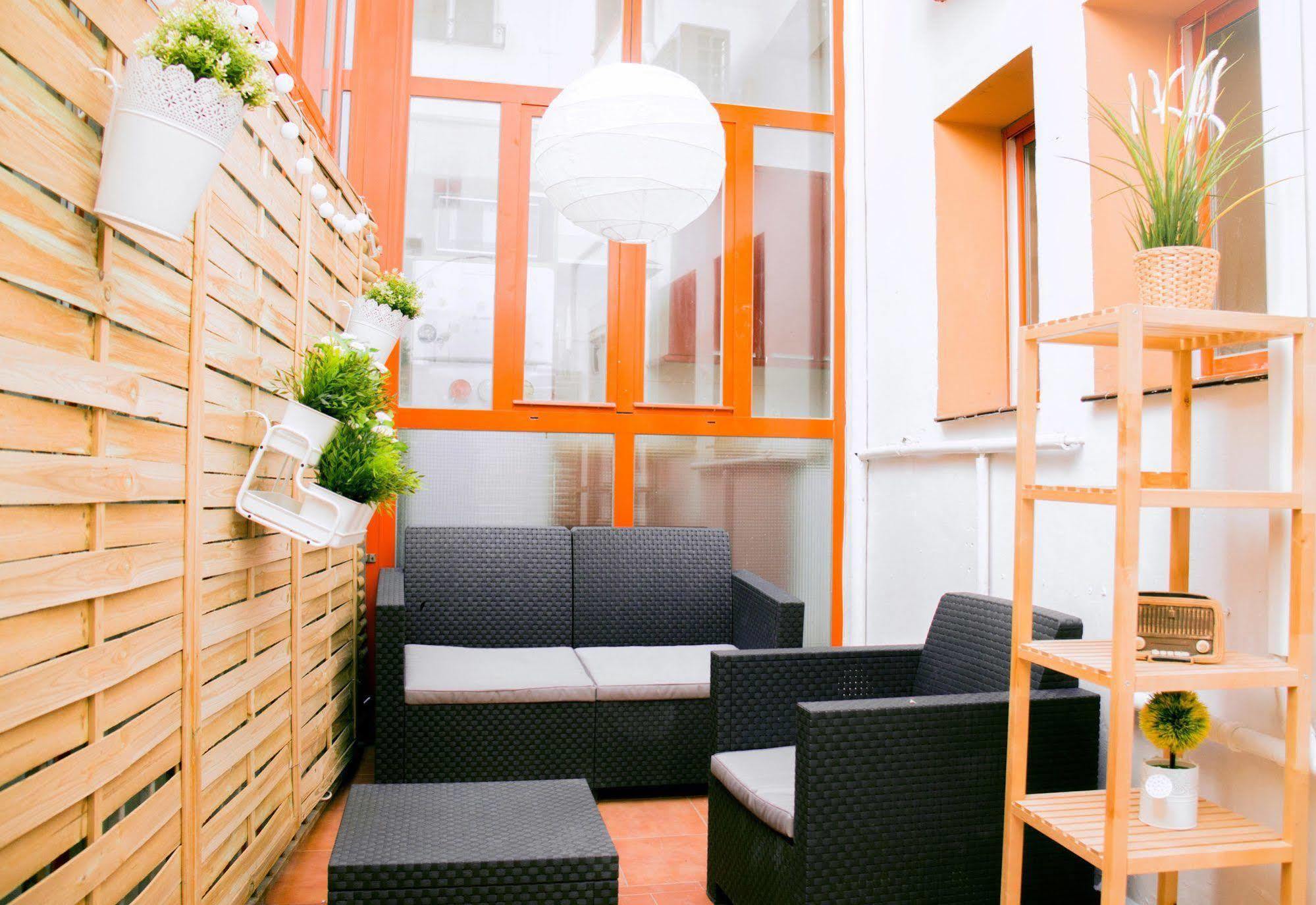 Lollipop Flats City Centre Suite Madrid Exterior photo